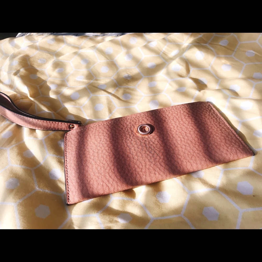 Simple and chic wallet